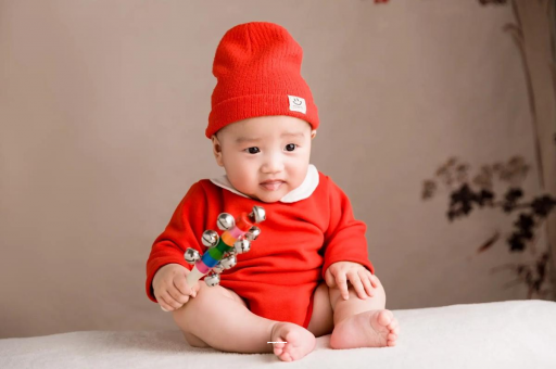 广州借卵试管代怀包男孩宝宝心率不齐